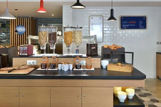 Holiday Inn Express Rouen Centre - Rive Gauche, an IHG Hotel - Yerinde Yemek