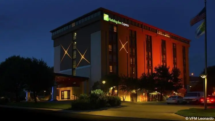 Holiday Inn Express San Antonio Airport
