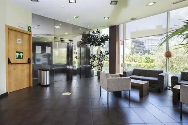 Holiday Inn Express Sant Cugat - Lobi