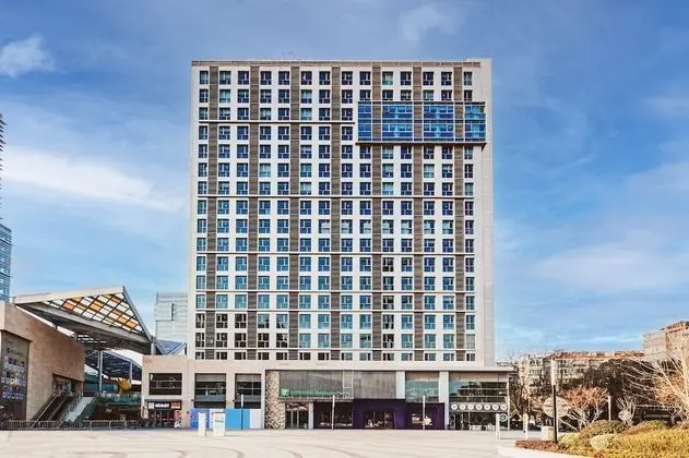 Holiday Inn Express Shanghai Baoshan Baoyang, an IHG Hotel - Dış Mekan