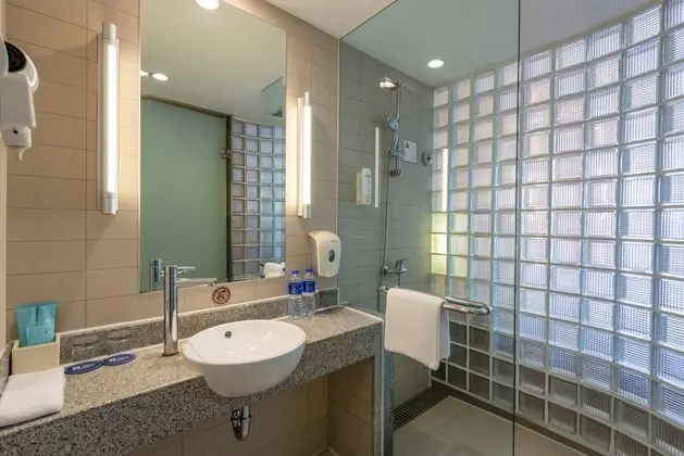 Holiday Inn Express Shanghai Wujiaochang Shanghai