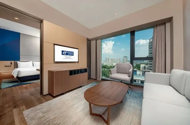 Holiday Inn Express Shenzhen Longhua, an IHG Hotel - Oda