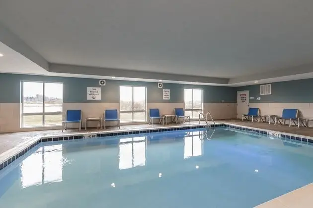 Holiday Inn Express South Bend-Erskine Park - Havuz