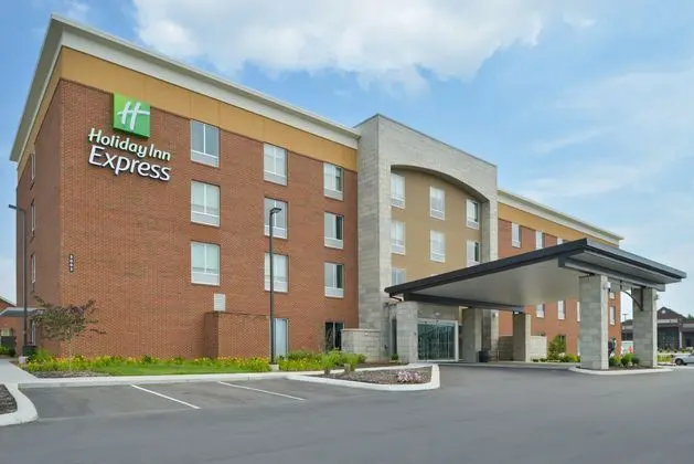 Holiday Inn Express SPRING HILL