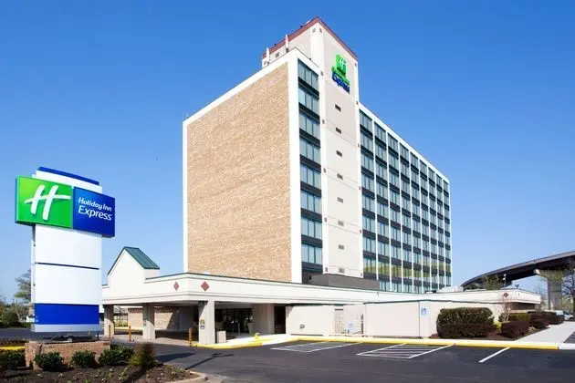 Holiday Inn Express SpringfieldI-95 S OF I-495 - Dış Mekan
