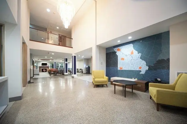 Holiday Inn Express St Charles - Dış Mekan