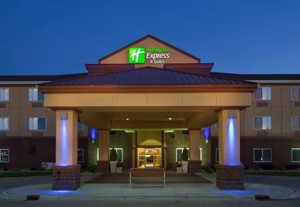 Holiday Inn Express and Suites Aberdeen - Dış Mekan