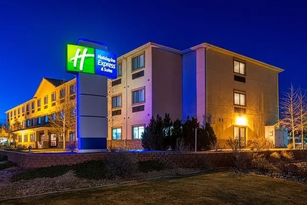 Holiday Inn Express and Suites Alamosa