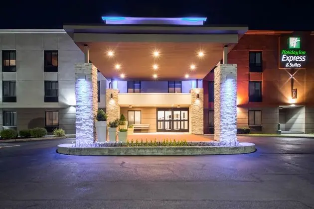Holiday Inn Express & Suites Albany Airport - Wolf - Dış Mekan