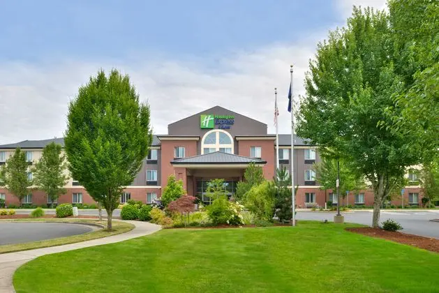 Holiday Inn Express and Suites Albany