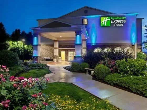 Holiday Inn Express and Suites Allentown West