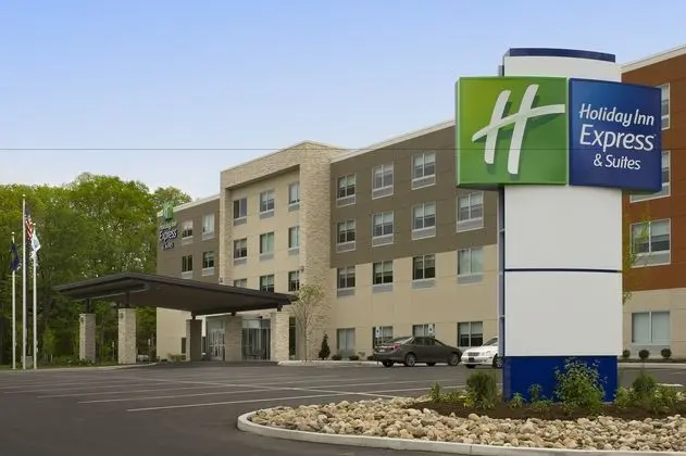 Holiday Inn Express and Suites Altoona - Dış Mekan