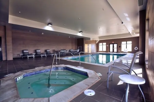 Holiday Inn Express Hotel & Suites Amarillo West - Havuz