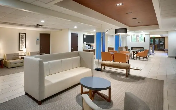 Holiday Inn Express Suites American Fork North Pro - Lobi