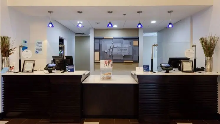 Holiday Inn Express & Suites Atlanta Airport West - Dış Mekan