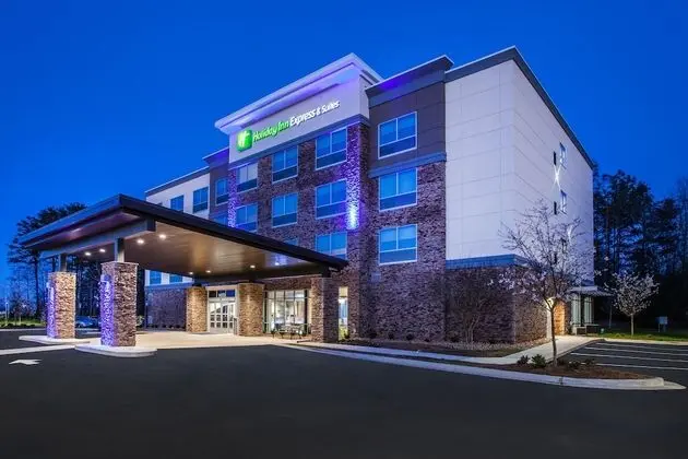 Holiday Inn Express & Suites Atlanta N - Woodstock, an IHG Hotel - Dış Mekan