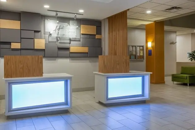 Holiday Inn Express and Suites Atlanta Southwest F - Dış Mekan
