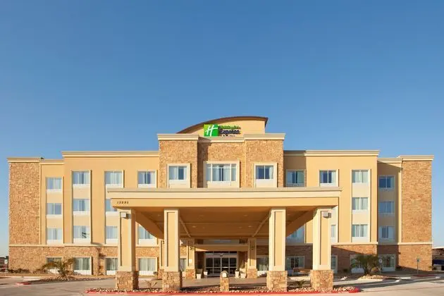 Holiday Inn Express and Suites Austin South Buda