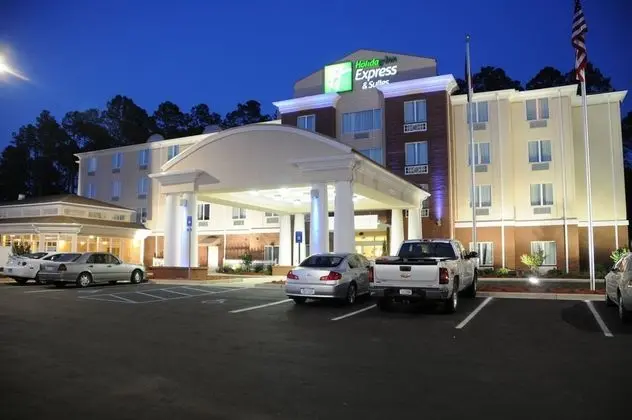 Holiday Inn Express and Suites Bainbridge