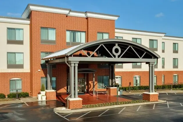Holiday Inn Express and Suites Bethlehem Arpt Alle