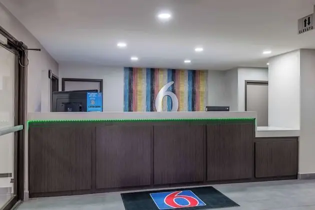 Holiday Inn Express and Suites Brenham