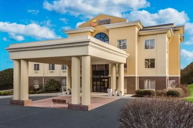Holiday Inn Express & Suites Brevard - Dış Mekan