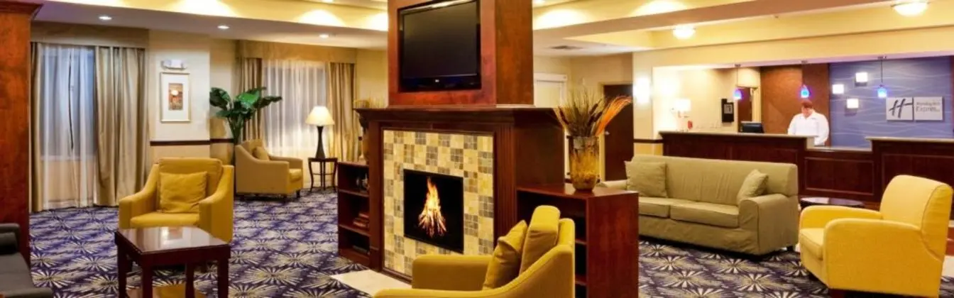 Holiday Inn Express and Suites Brooksville I-75 - Lobi