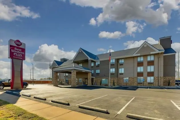Holiday Inn Express and Suites Brownwood