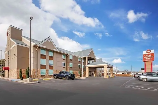 Holiday Inn Express and Suites Brownwood - Dış Mekan