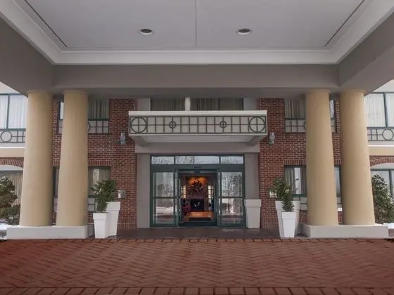 Holiday Inn Express Hotel&Suites Buffalo-Airpor