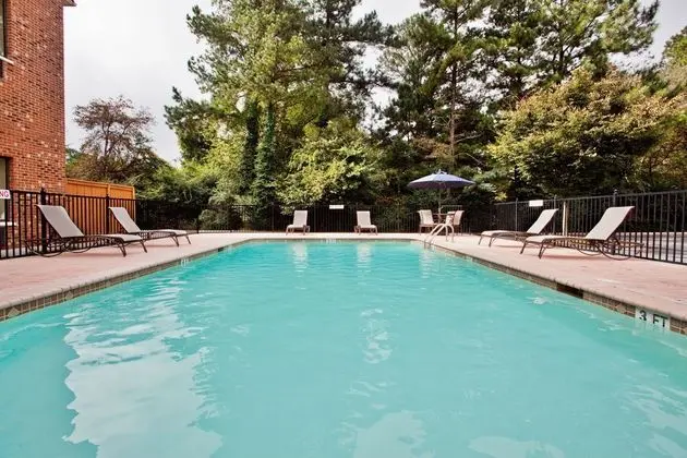 Holiday Inn Express & Suites Buford NE-Lake Lanier