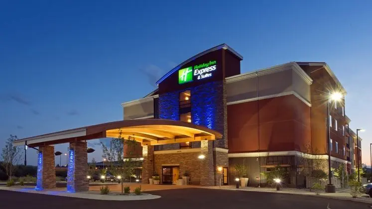 Holiday Inn Express and Suites Butte