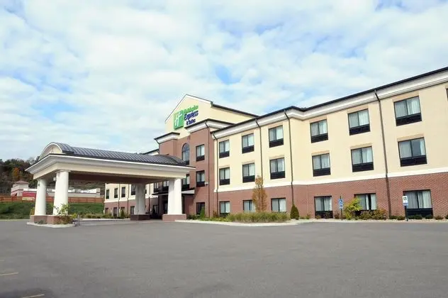 Holiday Inn Express and Suites Cambridge - Dış Mekan
