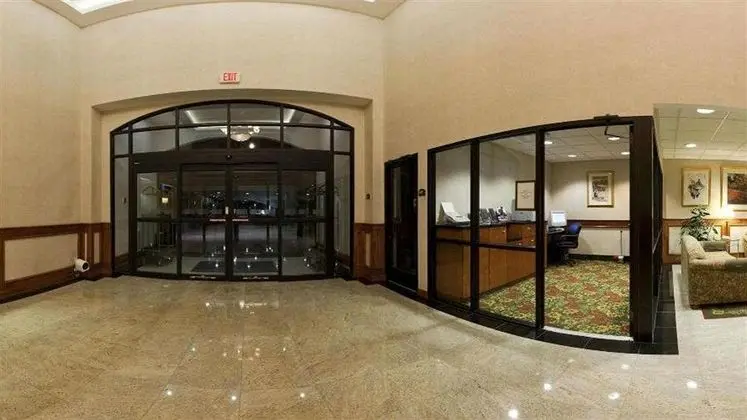 Holiday Inn Express & Suites Canton