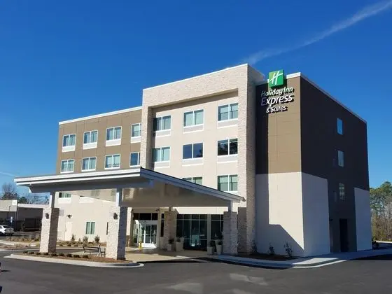 Holiday Inn Express and Suites Carrollton West