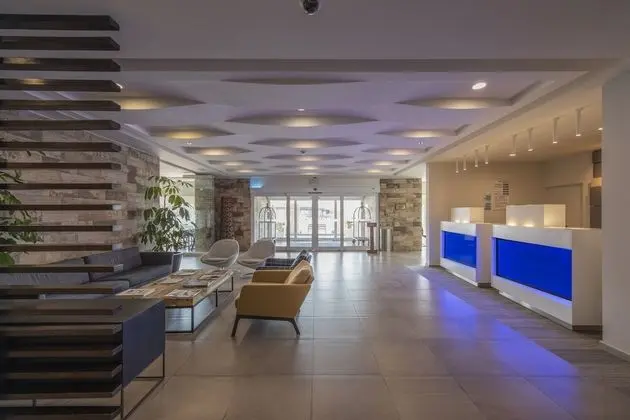 Holiday Inn Express & Suites Celaya, an IHG Hotel - Lobi