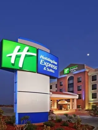 HOLIDAY INN EXPRESS AND SUITES CHALMETTE - NEW ORL