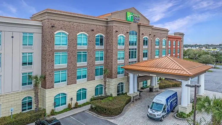 Holiday Inn Express and Suites Charleston Arpt Con - Dış Mekan