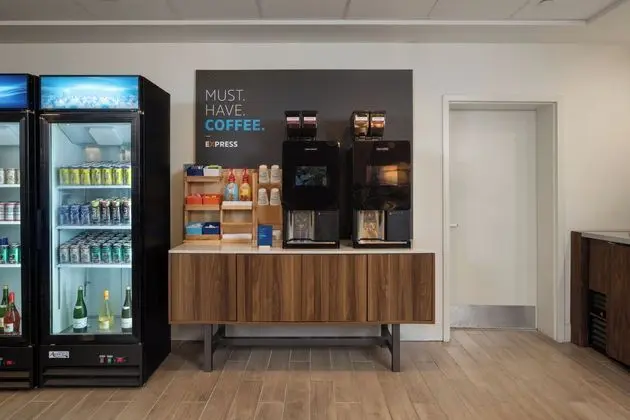 Holiday Inn Express & Suites Charleston DWTN - Medical CTR by IHG - Oda