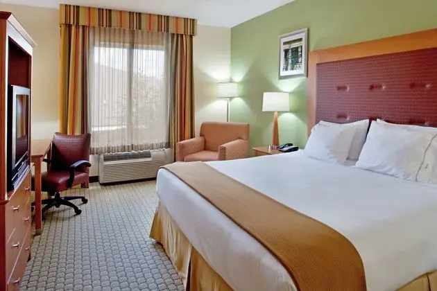 Holiday Inn Express and Suites Charleston North - Oda