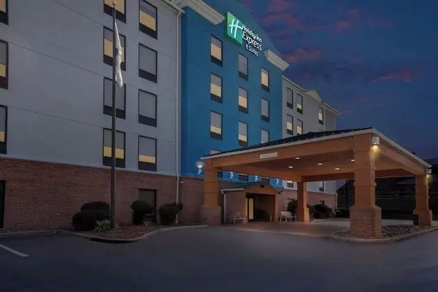 Holiday Inn Express and Suites Charleston Southrid - Dış Mekan