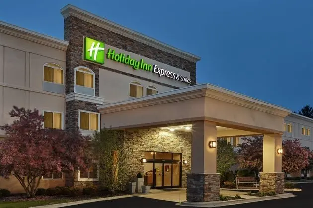Holiday Inn Express Hotel&Suites Chicago  