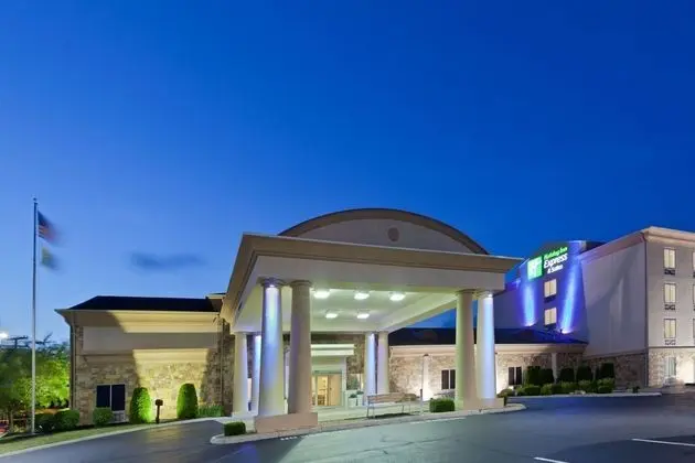 Holiday Inn Express and Suites Christiansburg