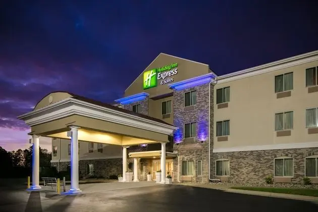 Holiday Inn Express & Suites Clinton