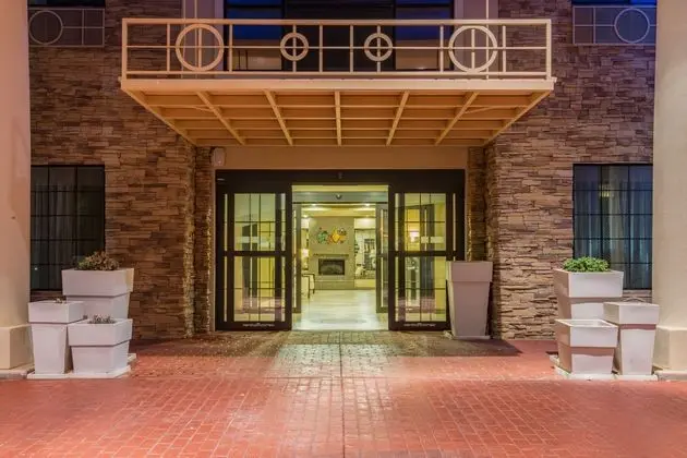 Holiday Inn Express Hotel & Suites Clovis - Dış Mekan