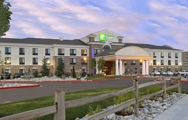 Holiday Inn Express & Suites Colorado Springs - Ai
