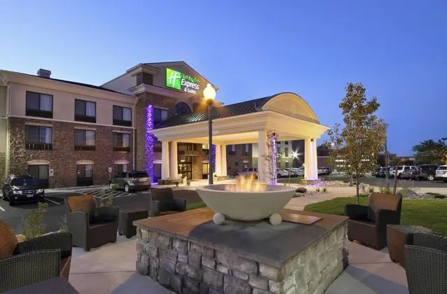 Holiday Inn Express and Suites Colorado Springs Fi