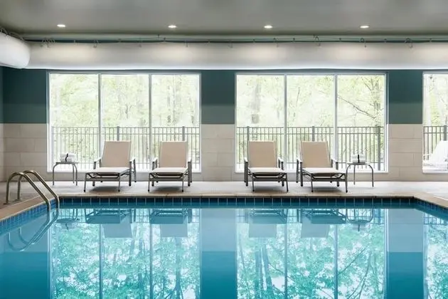Holiday Inn Express And Suites Colorado Springs South I-25, an IHG Hotel - Havuz