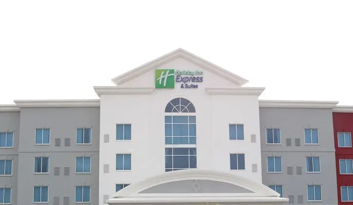 Holiday Inn Express and Suites Columbia Fort Jacks