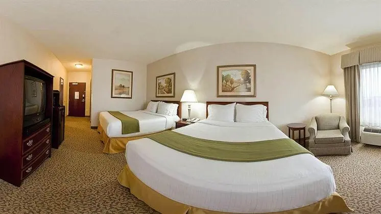 Holiday Inn Express and Suites Conroe I 45 North